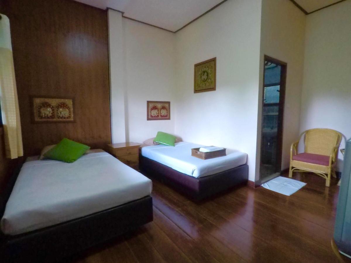 Chiangsan Goldenland Resort Chiang Saen Exterior photo