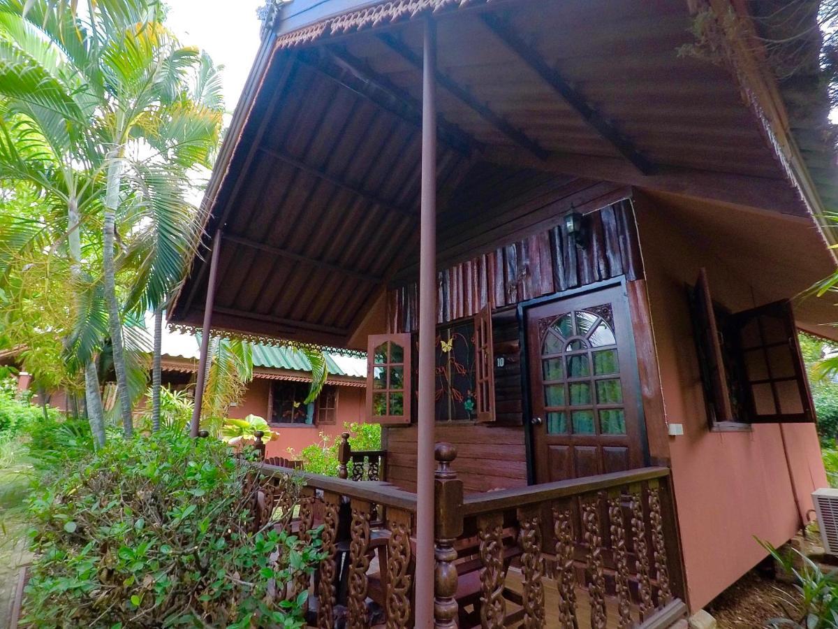 Chiangsan Goldenland Resort Chiang Saen Exterior photo
