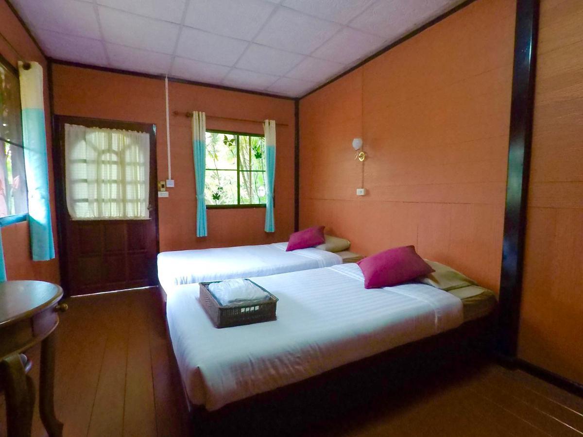 Chiangsan Goldenland Resort Chiang Saen Exterior photo