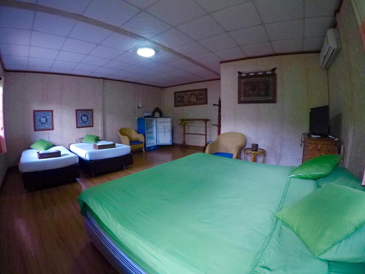 Chiangsan Goldenland Resort Chiang Saen Exterior photo