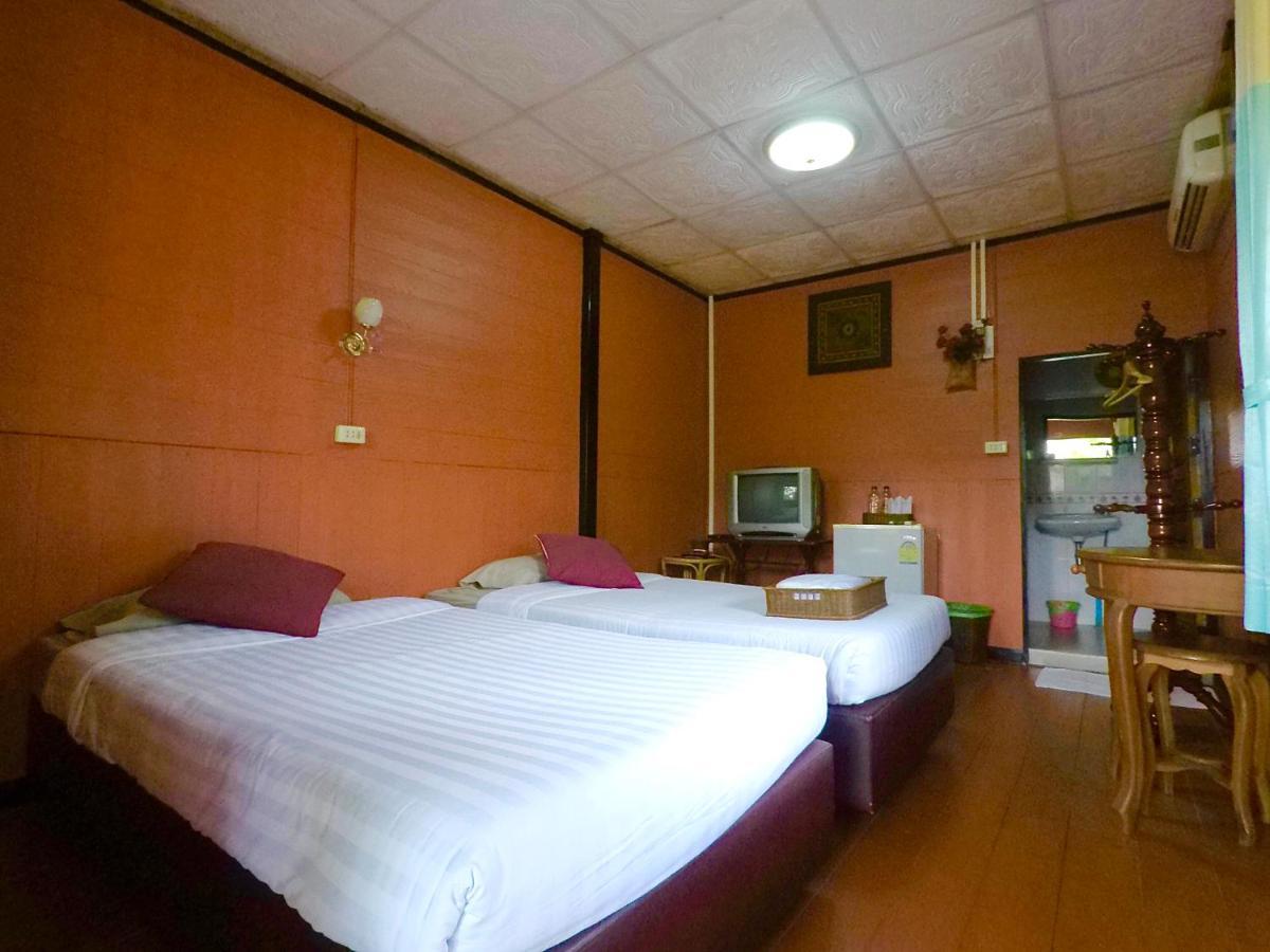 Chiangsan Goldenland Resort Chiang Saen Exterior photo