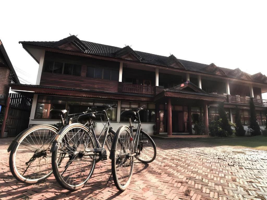 Chiangsan Goldenland Resort Chiang Saen Exterior photo